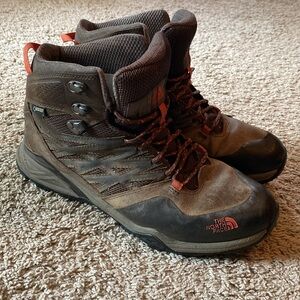 The North Face Hedgehog Mid Hiking Boots